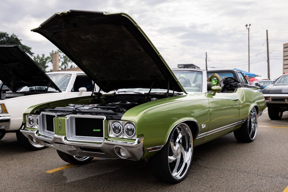 Waukegan's Annual End of Summer Fiesta's Car Show and Festival